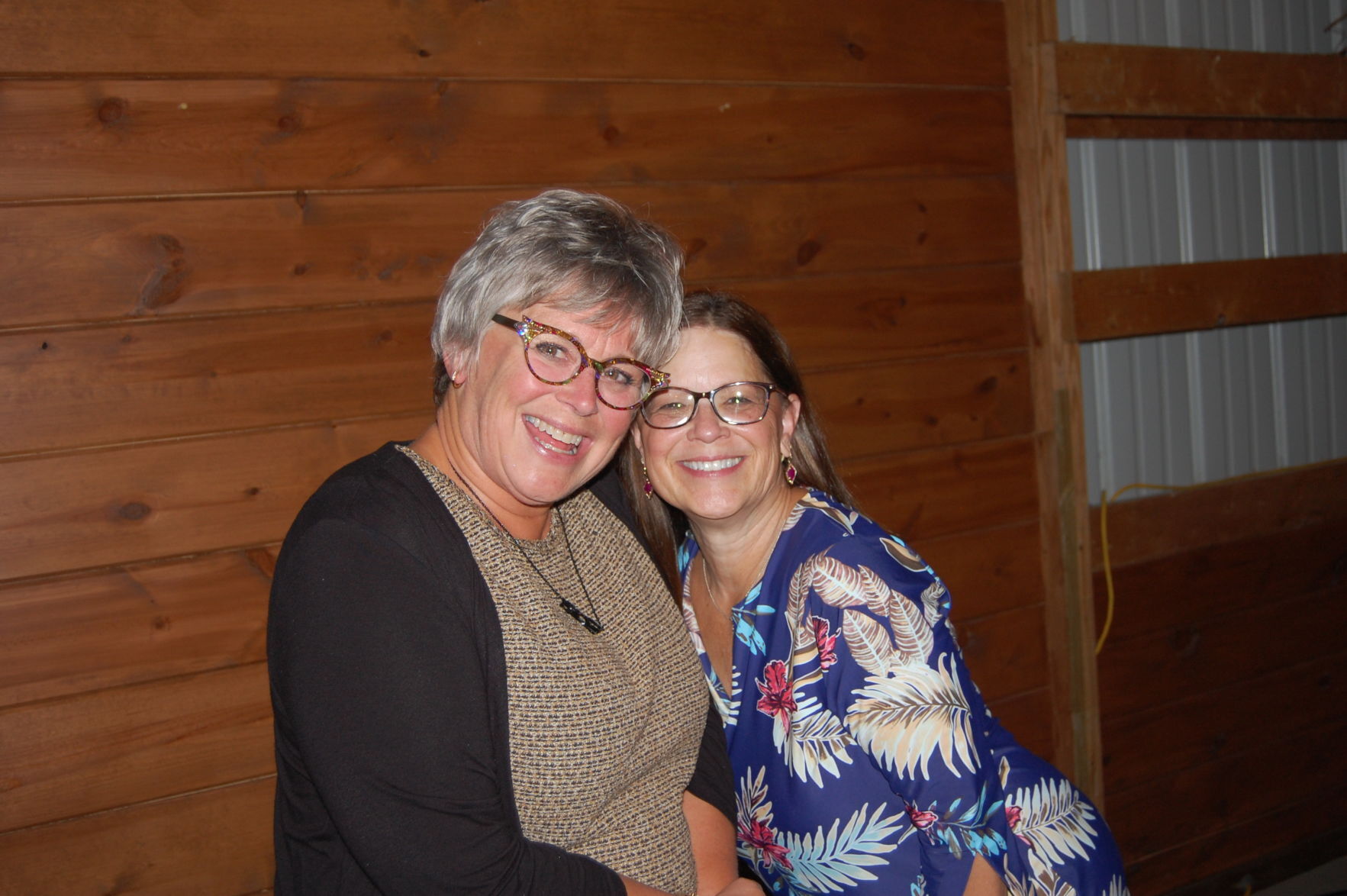 Julie Kubsch, Aggie Hedin